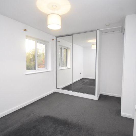 Renown Way, Chineham - Photo 1