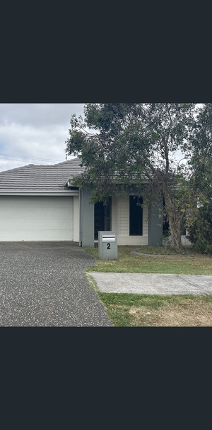 Graceful Living in Peaceful Surroundings - Photo 2