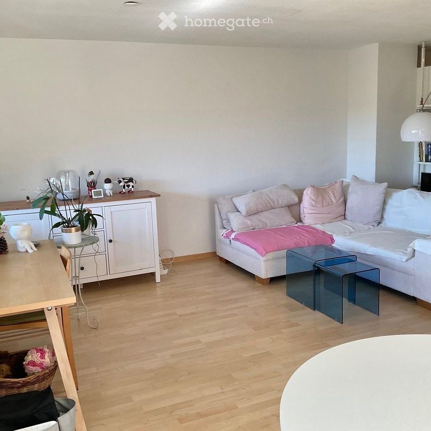 Helle 3.5 Zimmerwohnung mit 2 Balkonen - Photo 1