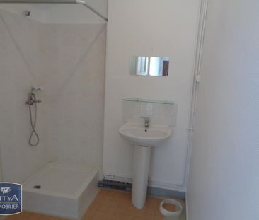 Location Appartement 2 pièces 43m² ST NAZAIRE 44600 - Photo 4