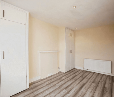 Penge Road, London, SE20 - Photo 1