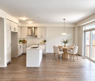 For Lease - 21 Phoenix Boulevard, Barrie, Ontario - Photo 3