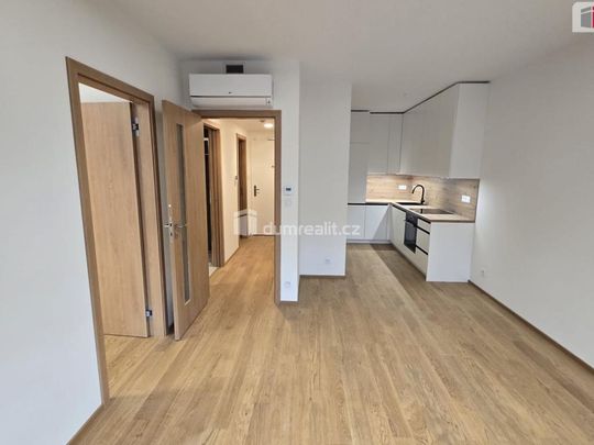 Pronájem bytu 2+kk 52 m2 - Fotografie 1