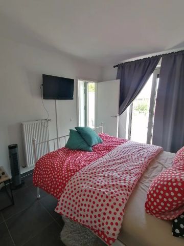 Recent en ruim appartement met 2 slaapkamers in het centrum van Geel! - Foto 3