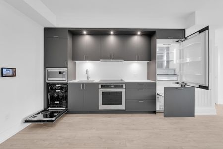 For Lease - 259 The Kingsway N/A Unit# 321, Toronto, Ontario - Photo 3