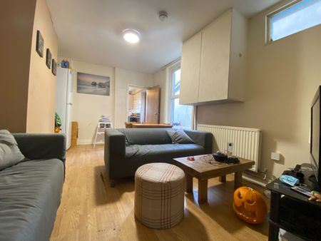 Woodville Road, Cathays - Photo 3