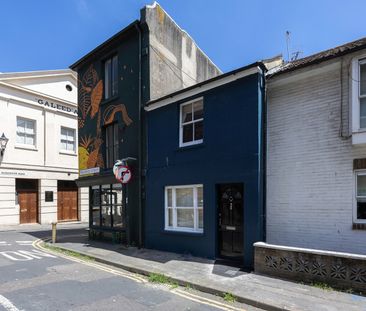 Room in a Shared House, Frederick Street, BN1 - Photo 1