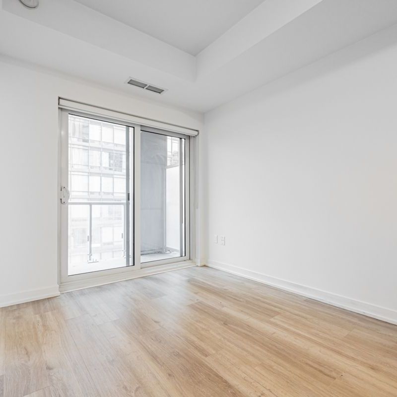 For Lease - 1 Yorkville Avenue Unit# 2506, Toronto, Ontario - Photo 1