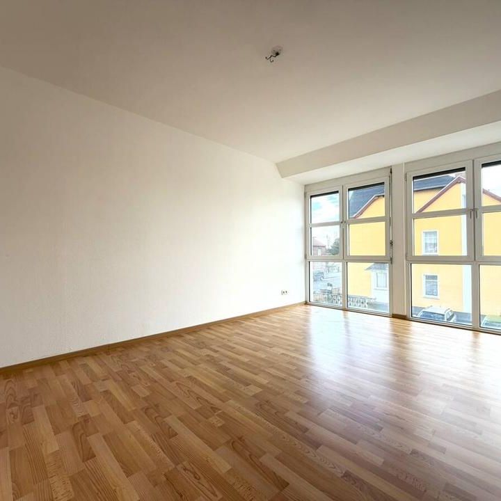Einzugsfertige 2- Raumwohnung mit Fußbodenheizung auf 68 m² am Stadtrand von Sandersdorf - Photo 1