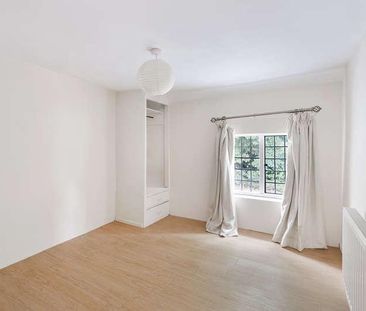 High Street, Limpsfield, RH8 - Photo 3