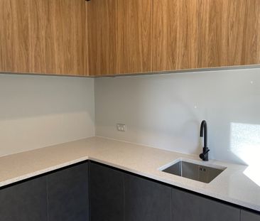 Near new open plan home - Photo 1