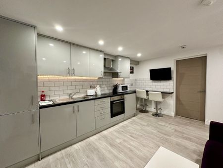 Grange Avenue, Chapeltown - Photo 5