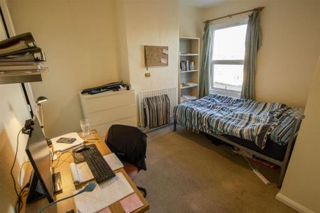 6 bedroom house to rent - Photo 5