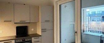 2-Zimmer-Wohnung mit riesiger Fensterfront - Photo 1