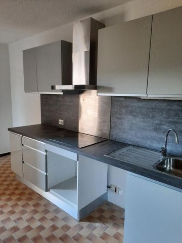 Location Appartement 3 pièces 70m² DRAGUIGNAN 83300 - Photo 5