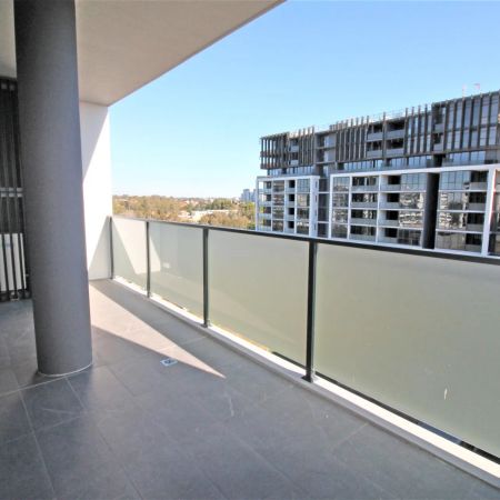 Spacious 2 bedroom + Study Apartment – "Promenade is the Luxury Development in Parramatta" - Photo 3