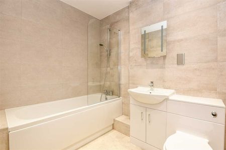 Kotecha Heights, High Wycombe - Photo 5