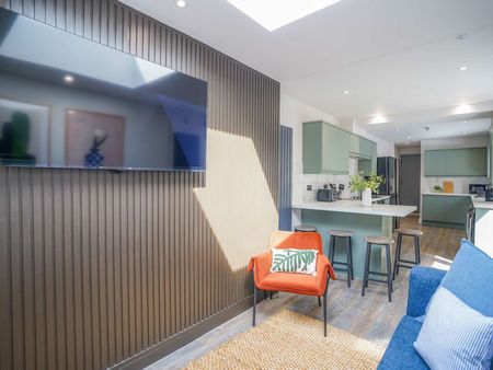 Luxurious 6-Bed Student House Share SO15 2HR Room 3 - Photo 3