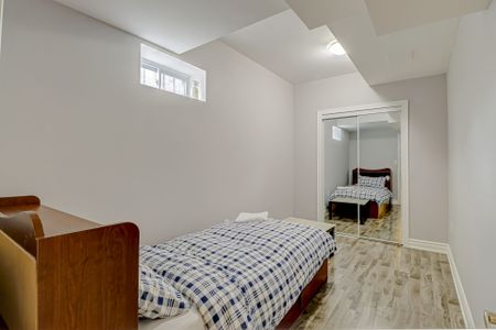 For Lease - 20 Snowy Owl Way, Toronto, Ontario - Photo 4