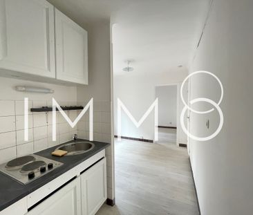 Location Appartement 2 pièces 33m² MARSEILLE 8ème - Photo 4