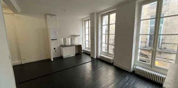 Location Appartement 2 pièces 83m² BORDEAUX 33000 - Photo 2