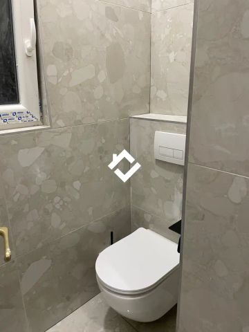 Budapest, I. kerület, Víziváros, Bem rakpart - Photo 5
