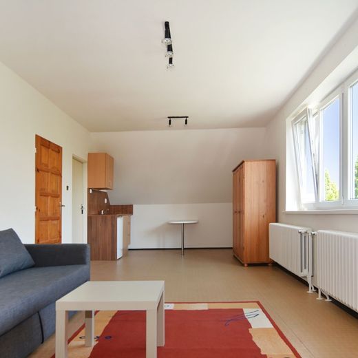 ELYZIA I PRENÁJOM 1 IZB. BYTU 46 m2, pivnica, parkovanie, Šamorínska ul. Bratislava Podunajské Biskupice - Photo 1