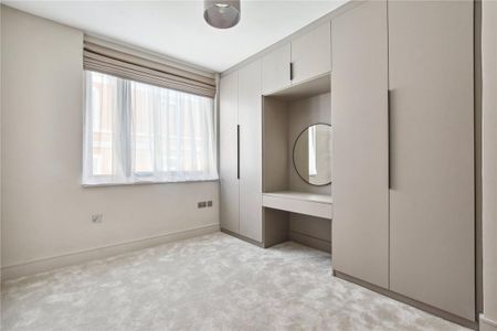 4 bedroom flat in 32-34 Hill Street - Photo 2