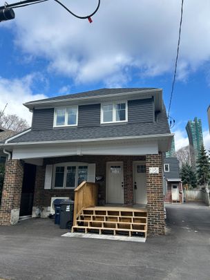 For Lease - 12 Franklin Avenue Unit# B, Toronto, Ontario - Photo 1