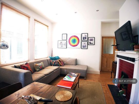 3 bedroom maisonette to rent - Photo 1