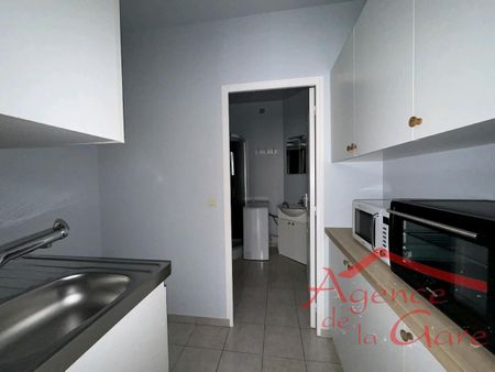 Location Appartement 1 pièce 20m² SEZANNE 51120 - Photo 4