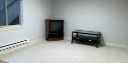 2 bedroom basement suite - Photo 2