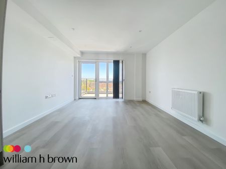 High Road, Romford - Photo 4