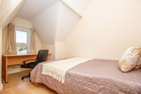 Cowley Road, Oxford - Photo 3