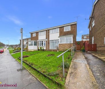 3 bedroom semi-detached house to rent - Photo 3