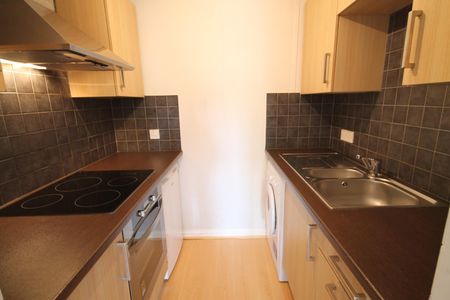 Chamberlin Court, Westfield Lane - Photo 4