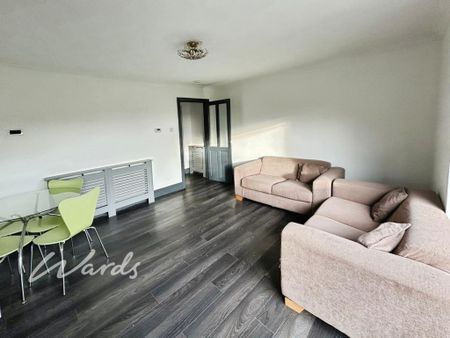 2 bedroom maisonette to rent - Photo 2