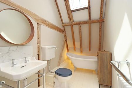 3 bedroom barn conversion to rent - Photo 5