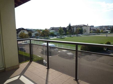 Type 3 dernier étage avec grand garage et parking - Photo 4