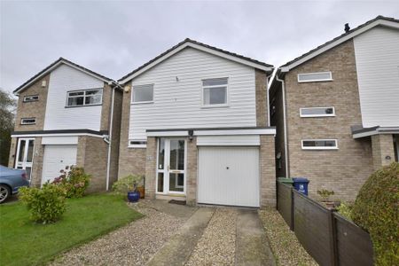 3 bedroom detached house to rent - Photo 2