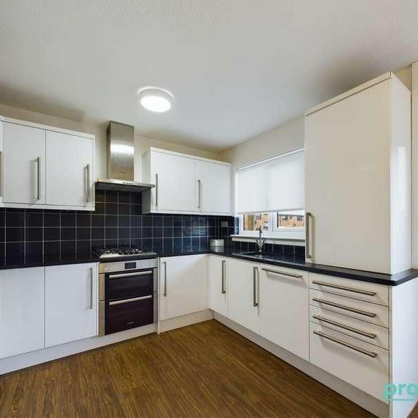 Berwick Place, East Kilbride, South Lanarkshire, G74 - Photo 1