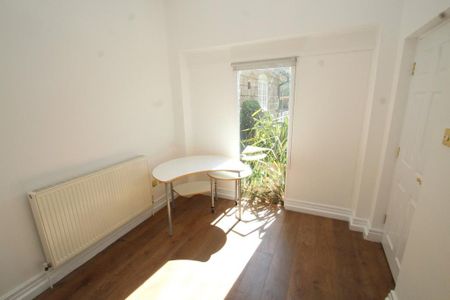 2 bedroom house to rent - Photo 4