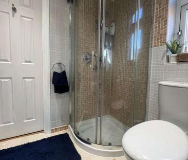 Oxford Road, Denham, UB9 - Photo 3