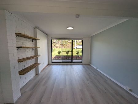 Great Location&excl; - Photo 3