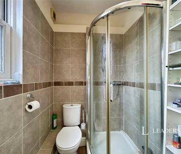 2 bedroom flat to rent - Photo 6