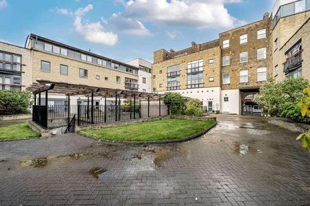 St John Street, Clerkenwell, EC1V - Photo 2