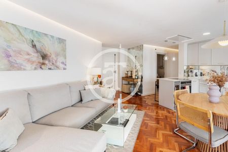 Piso de alquiler en Calle de Alenza, 3, Ríos Rosas - Nuevos Ministerios - Photo 2