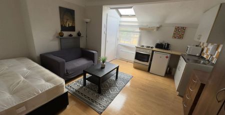 Flat 3, Headingley Lane, Leeds, LS6 1AA - Photo 4
