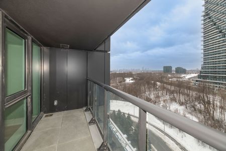 For Lease - 1 Quarrington Lane Unit# 717, Toronto, Ontario - Photo 3