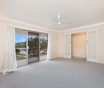 FAMILY HOME IN QUIET CUL-DE-SAC - Photo 2